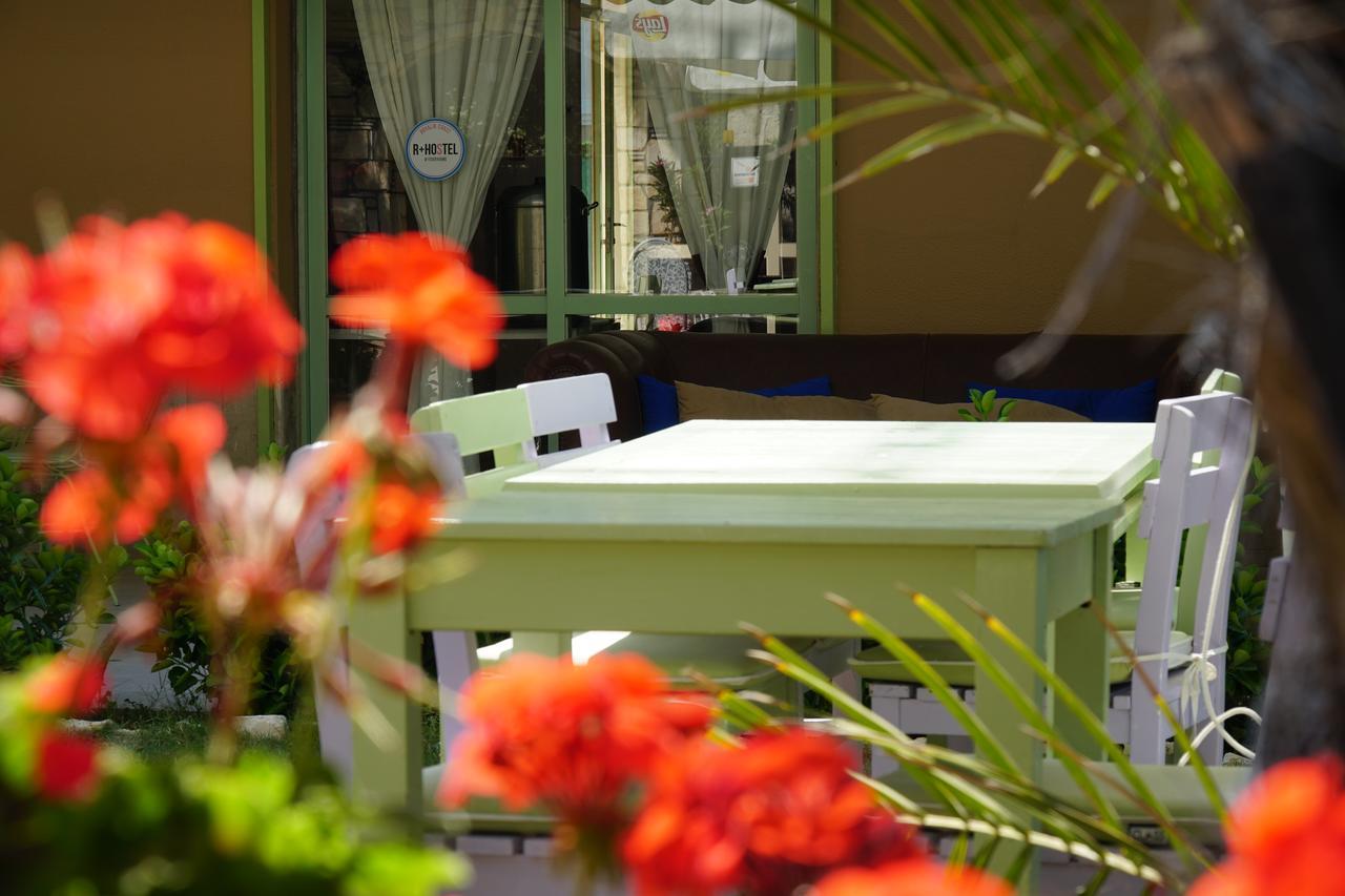 R+ Hotel By Rooms Çeşme 외부 사진