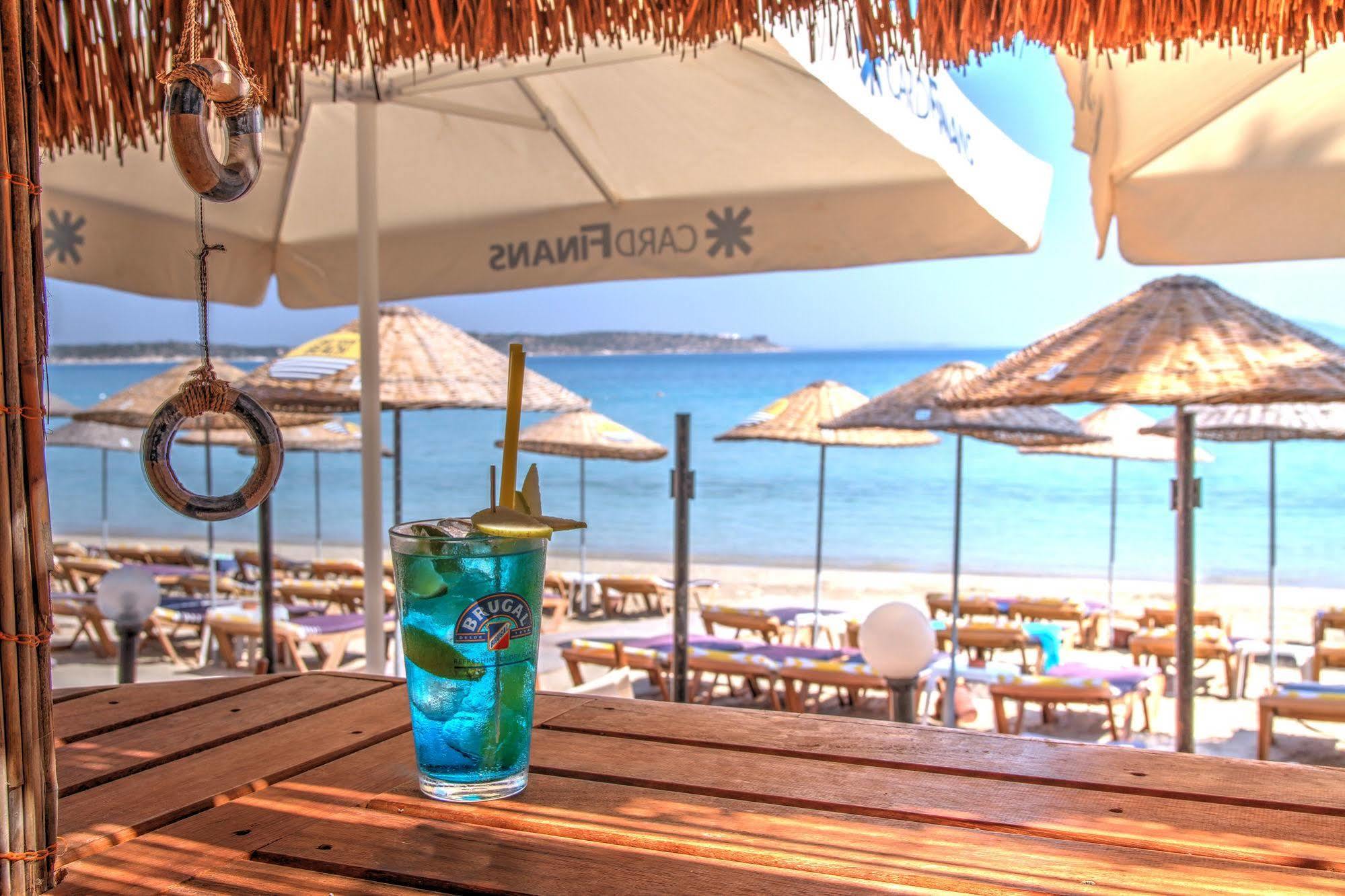 R+ Hotel By Rooms Çeşme 외부 사진
